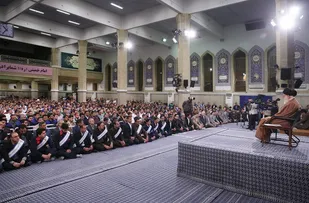 عده&zwnj;ای برای سوءاستفاده، کارخانه را از دولت میخرند و به جایش برج میسازند