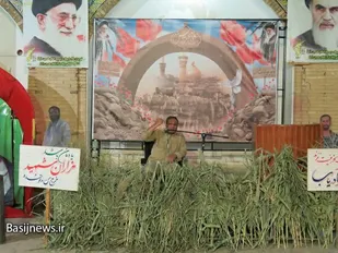 یاد واره شهدا به مناسبت هفته دفاع مقدس در امامزاده اسماعیل توسط گردان 103امام حسین (ع)برگزار شد.