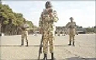 سربازان در طول خدمت یک مهارت به دست می آورند