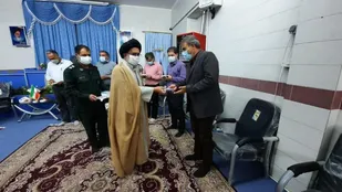 موانع تولید در ایران رنگ و لعاب قانونی دارد/ ستون فقرات نظام اقتصادی کشور کارگران هستند