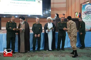 همایش گرامیداشت آغاز هفته عقیدتی سیاسی سپاه و بسیج در حسینیه ثارالله سپاه استان برگزار شد