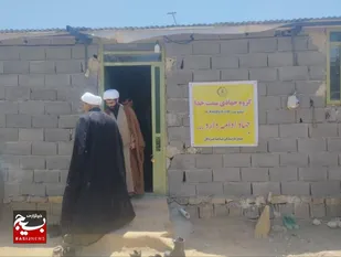 تحویل خانه احداثی به خانواده عزتمند