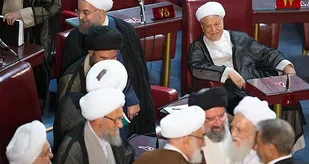 پیام 4 خرداد: آغاز دومینوی شکست پروژه جریان غیرانقلابی/ گام بعدی خرداد 96