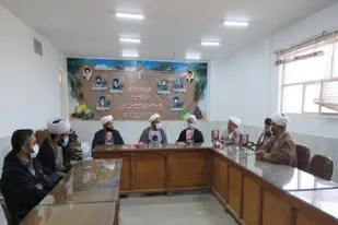 نشست مسئولین نمایندگی، ولی فقیه در نهاد&zwnj;ها و ادارات شهرستان جهرم به مناسبت هفته بسیج برگزار شد