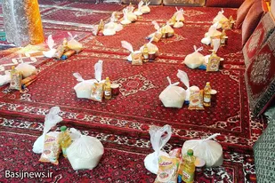 توزیع بسته&zwnj;های معیشتی به&zwnj;مناسب میلاد امام حسن(ع) توسط بسیجیان همدان