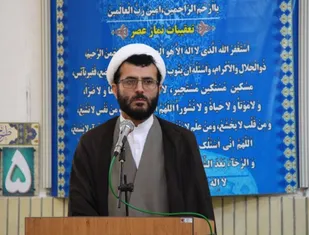 همه باید با روحیه انقلابی و جهادی در راستای تحقق شعار سال گام برداریم