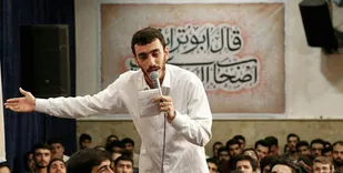 جشن شکرگزاری نعمت انقلاب با نوای رسولی در حرم رضوی
