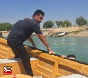 نجات دو جوان دچار غرق شدگی در رودخانه کارون شهرستان شوشتر