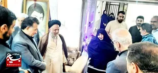 دیدار استاندار خوزستان با خانواده شهیدان والامقام علی طیبی و عبدالله پوستکن