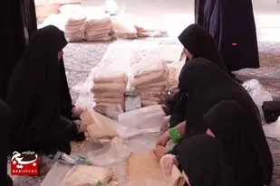 پخت و توزیع روزانه بیش از ۴۰ هزار قرص نان توسط بسیج دانشجویی همدان