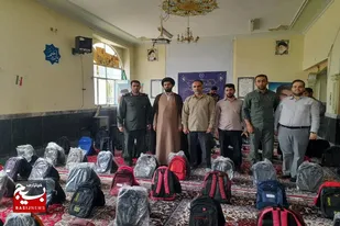 اهداء ۵۰۰ بسته نوشت&zwnj;افزار به دانش&zwnj;آموزان نیازمند در نهاوند