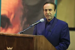 گلریز: هنرمندان با زبان هنر به میان مردم مبعوث&zwnj;شده بیایند