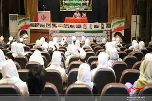 ائمه جمعه مطالبات به حق و قابل تحقق مردم را پیگیری کنند