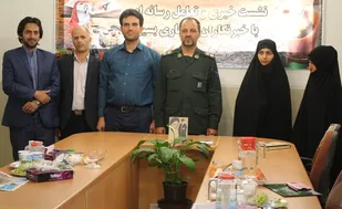 نشست  خبري و تعامل رسانه اي با خبرنگاران افتخاري بسيج در گلپايگان برگزار شد/تصاوير