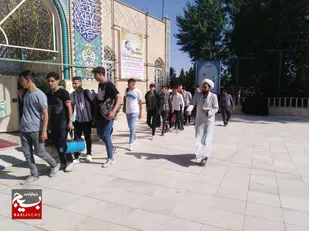 اعزام  دانش آموزان خدابنده ای در قالب اردوی جهادی به مناطق زلزله زده خوی