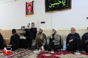 دیدار با خانواده شهید اقتدار در خورموج استان بوشهر
