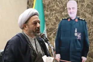 خناثان روی باورهای دینی ما دست گذاشته اند/مکتب حاج قاسم پیروی از ولایت را به ما آموخت