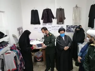 بازدید فرمانده سپاه استان سمنان از کارگاه&zwnj;های دوخت ماسک در گرمسار+تصاویر