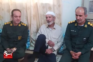 دیدار با خانواده جهادگر شهید محمود طلائیان در شهر خورموج