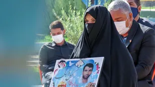 برگزاری مراسم گرامیداشت هفته دفاع مقدس در دانشگاه آزاد دولت آبادبرخوار