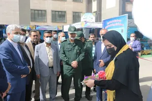 برگزاری نمایشگاه نقش آموزش در تولید، دانش بنیان و اشتغال شهرستان البرز