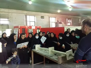 بازدید دانشجویان بسیجی از مراکز نوآوری و فناوری و شرکت های دانش بنیان استان اردبیل