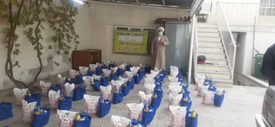 تهیه و توزیع ۱۵۰ بسته معیشتی ازمحل موقوفه در شاهرود