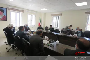 شناسنامه انقلاب حضرت امام و شهدا هستند