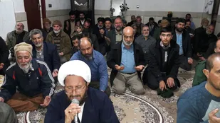 برگزاری مراسم دعا در منزل شهید عجم+ تصاویر