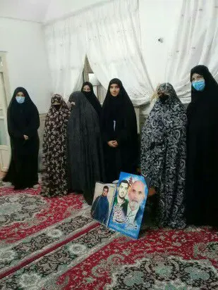 دیدار بسیجیان با مادران شهدای محله
