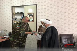 نویسندگان حوزه دفاع مقدس لرستان تجلیل شدند