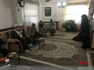 دیدار مسئول دفتر نمایندگی ولی فقیه در سپاه کربلا باخانواده شهید مدافع حرم محمد معافی