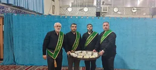 برپایی سفره افطاری قرارگاه جهادی بین المللی عبرات استان قزوین در حرم حضرت زینب کبری(س)