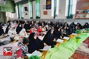 برگزاری محفل انس با قرآن کریم در خانه قرآن و عترت روستای نوار رزن