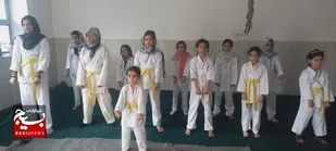 امکانات کم مانعی برای فعالیتهای ورزشی نیست