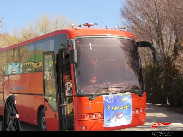 سومین کاروان راهیان نور دانشجویی استان چهارمحال و بختیاری به مناطق عملیاتی جنوب کشور اعزام شد ./عکس: سید مرتضی علوی