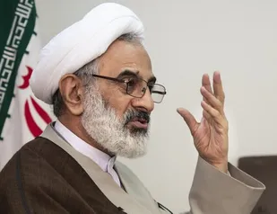 نابسامانی&zwnj;های فعلی ناشی از عملکرد ضعیف در عمل به مبانی انقلاب است/کدخدای دروغین در اداره کشور خود درمانده شده است