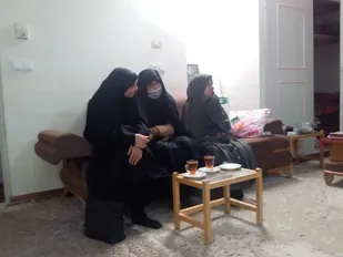دیدار بسیجیان پایگاه الزهرا(س) با خانواده شهید عطابخش