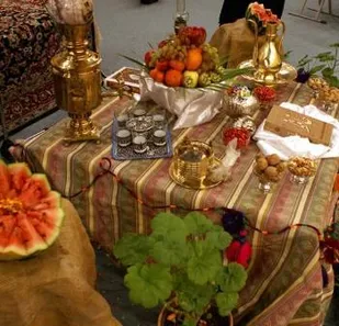 آداب و رسوم شب یلدا در فارسان