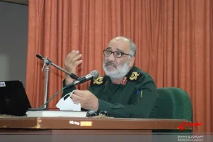 حضور در انتخابات و دعوت دیگران به انتخابات مصداق بارز تواصی به حق است