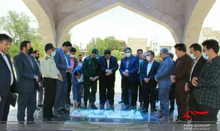 معاون توسعه روستایی به مقام شامخ شهدا ادای احترام کرد