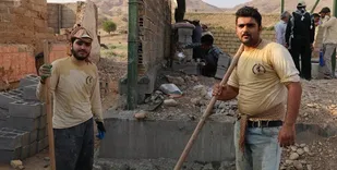 وقتی جهادگران رودانی سرپناه می&zwnj;سازند