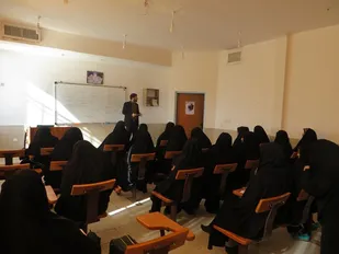 آموزش فرماندهان و اعضای شورای پایگاه&zwnj;های بسیج خواهران در ملایر