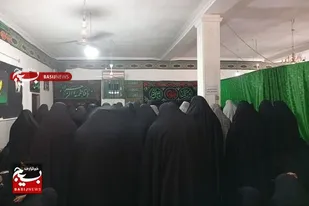 اقامه نماز ظهر عاشورا تجلی ایمان و بصیرت