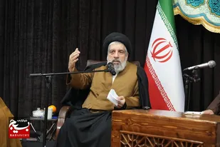 دشمن با فضای مجازی ذهن جوانان را هدف گرفت