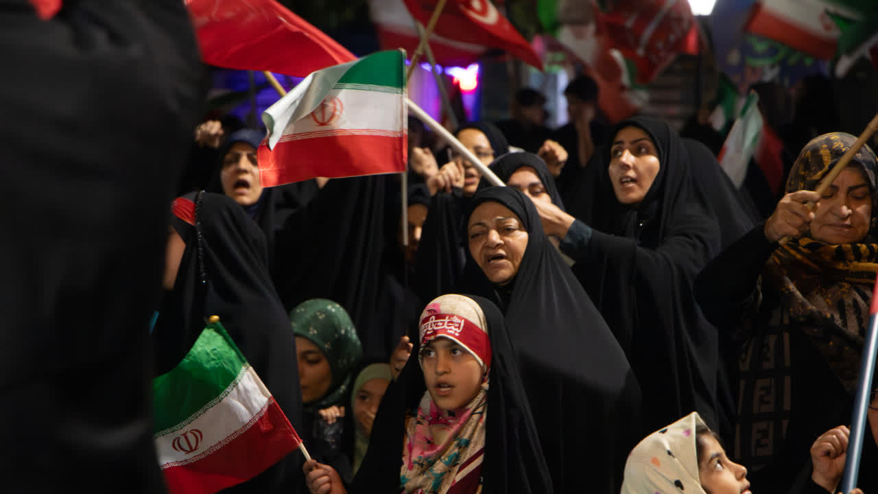 رقابت بیش از ۳۰ تیم در مسابقه میدانی «میدانیار» محلات