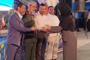 داستان &laquo;لبخند ماه&raquo; و &laquo;قایق&raquo; نامزد جایزه جشنواره ادبیات داستانی بسیج هنرمندان شدند.