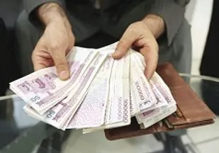 افزایش فاصله طبقاتی در جامعه؛ نتیجه دریافت های نجومی مسئولان