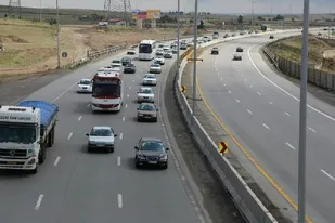 تردد در محورهای ارتباطی استان بوشهر ۳۲ درصد کاهش یافت