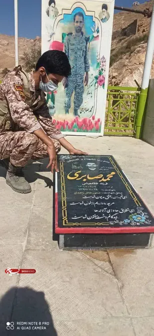 غباروبی گلزار شهدای شهرستان سمیرم انجام شد